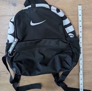 Nike Brasilia JDI Mini Backpack, Black/White Just do It